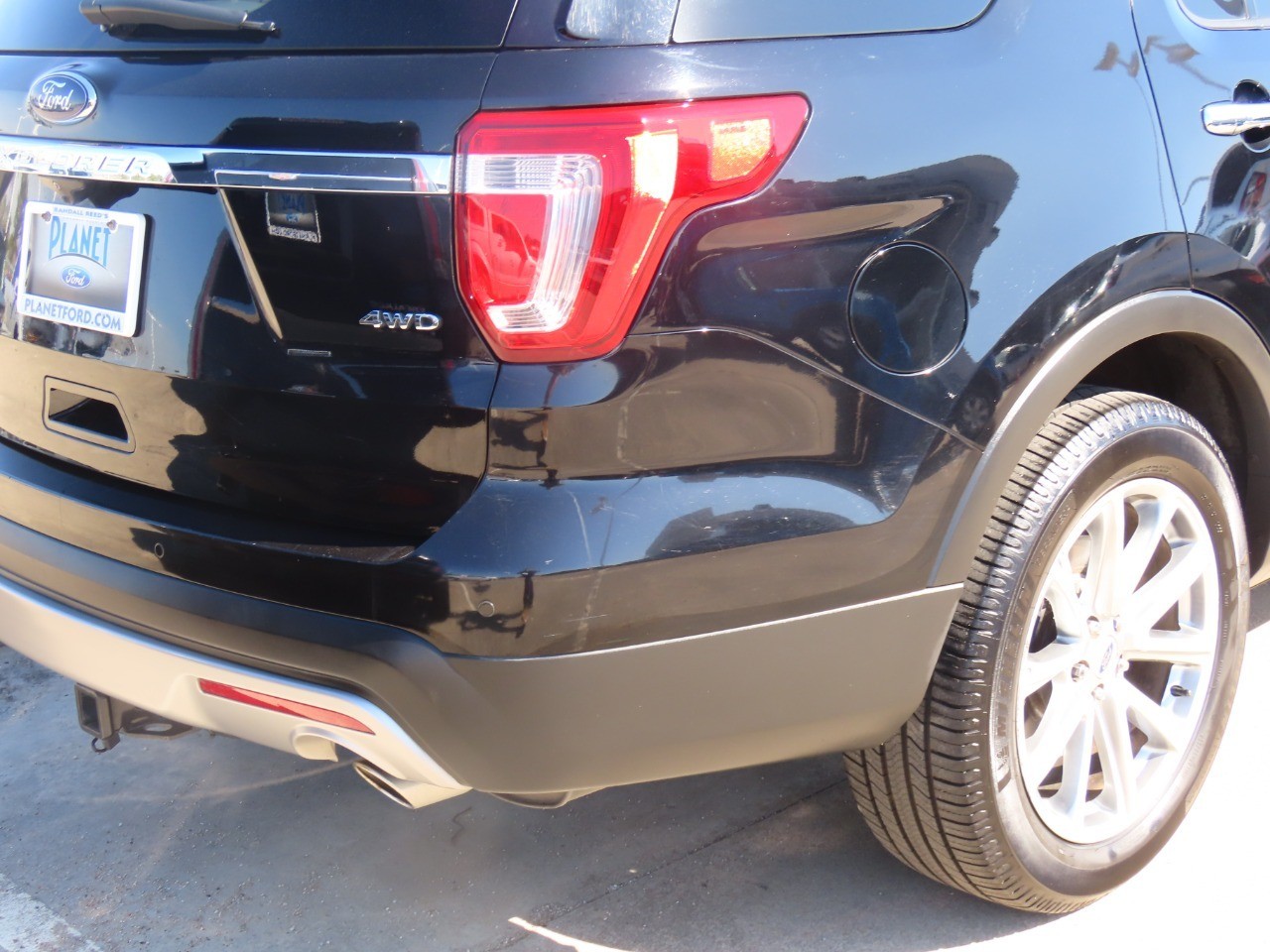 used 2017 Ford Explorer car