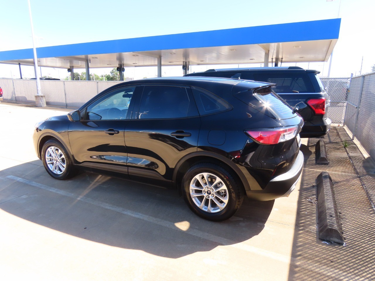 used 2022 Ford Escape car, priced at $12,999