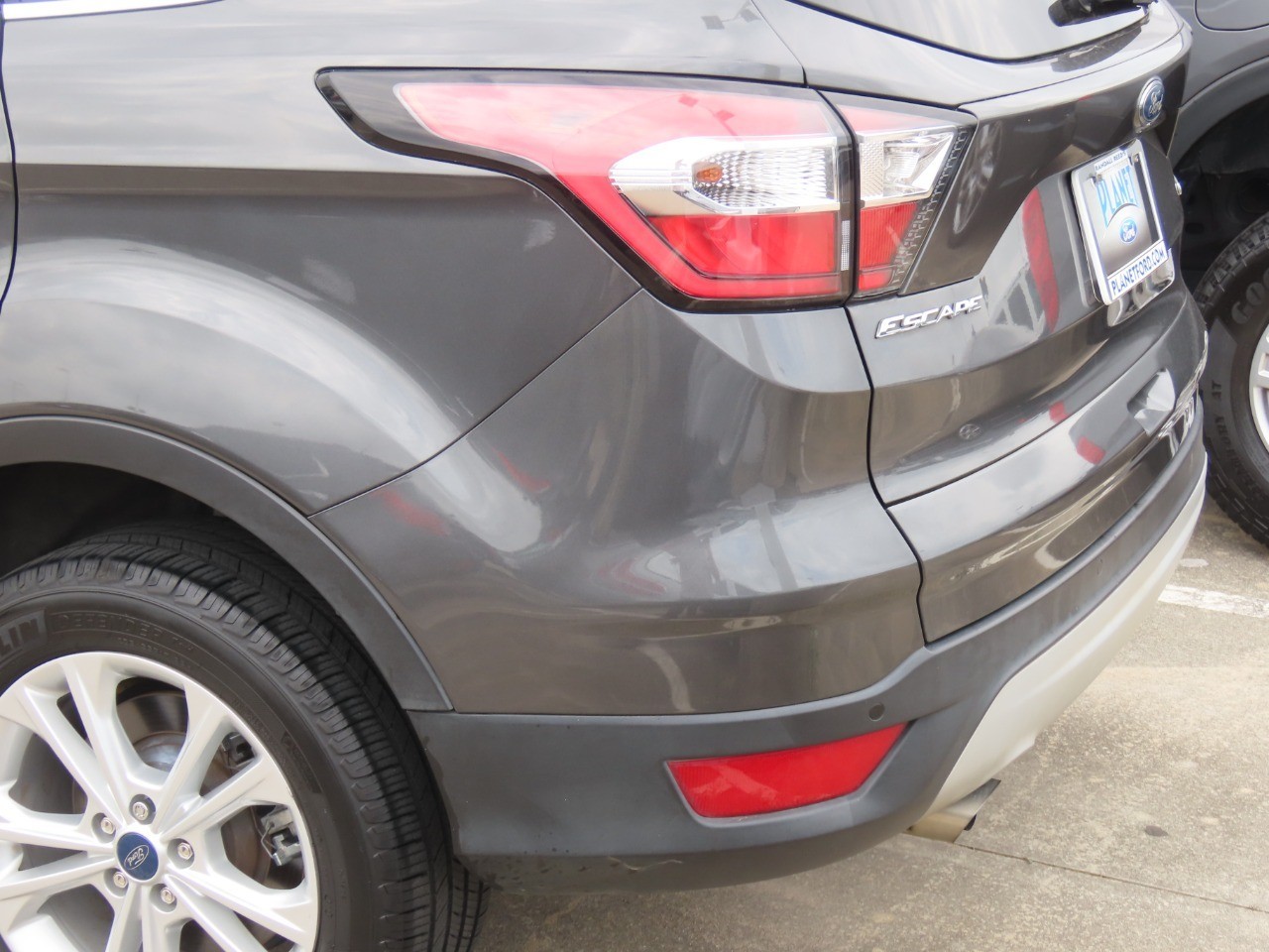 2018 Ford Escape SEL - 9