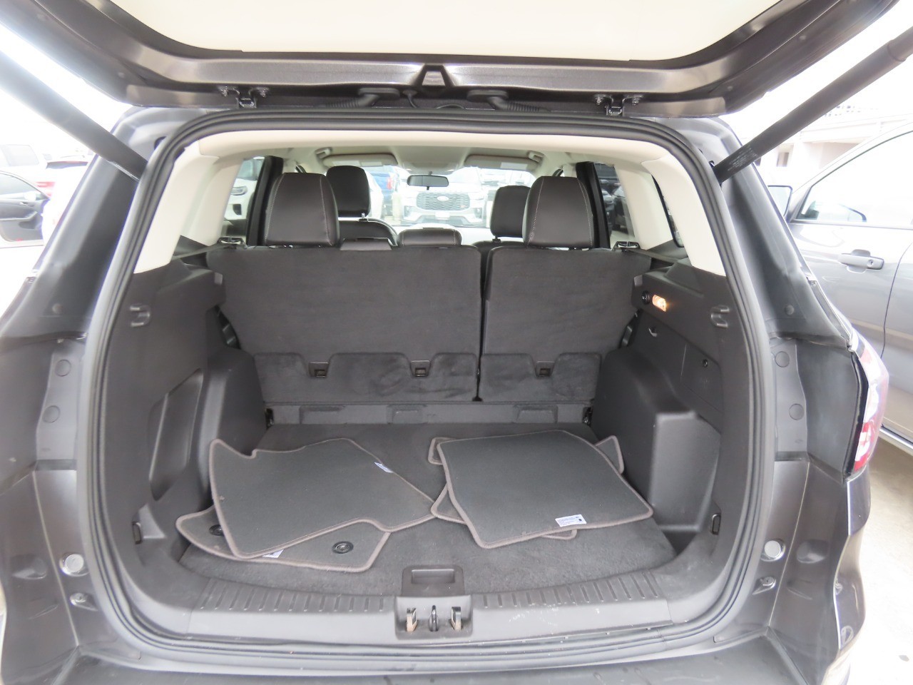 2018 Ford Escape SEL - 11