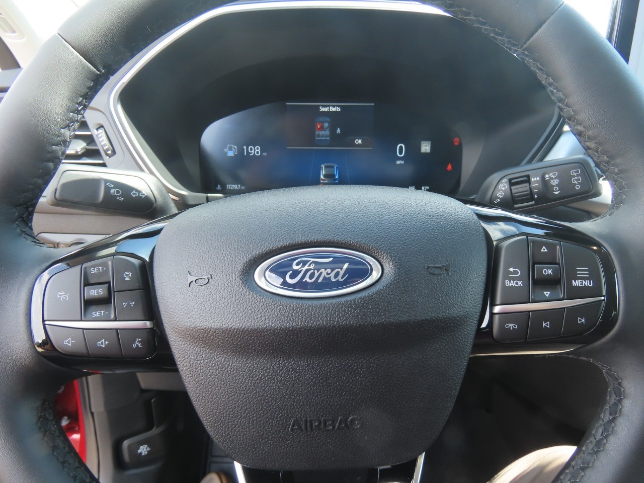 2023 Ford Escape photo 28 of 33