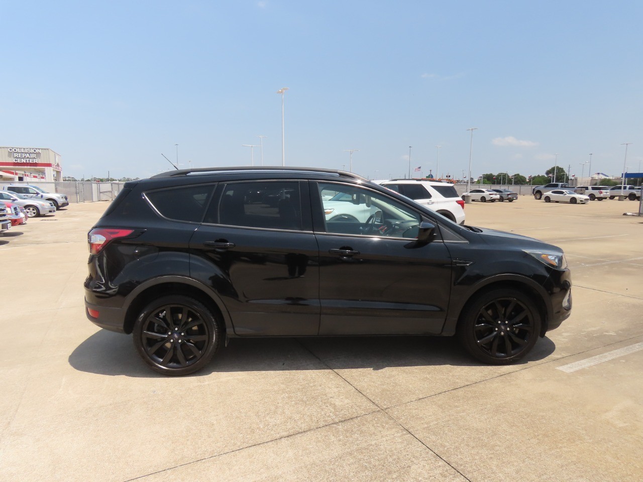2017 Ford Escape SE - 9