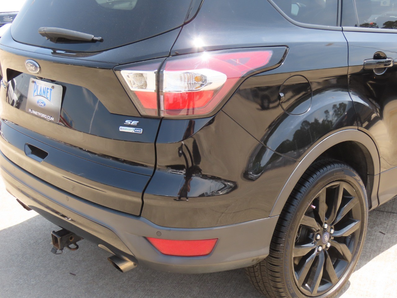 2017 Ford Escape SE - 11
