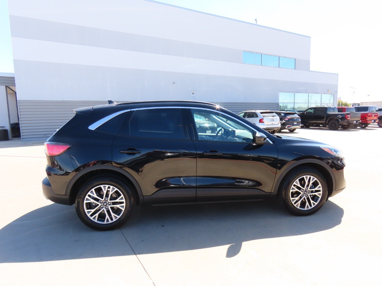 used 2022 Ford Escape car, priced at $24,999