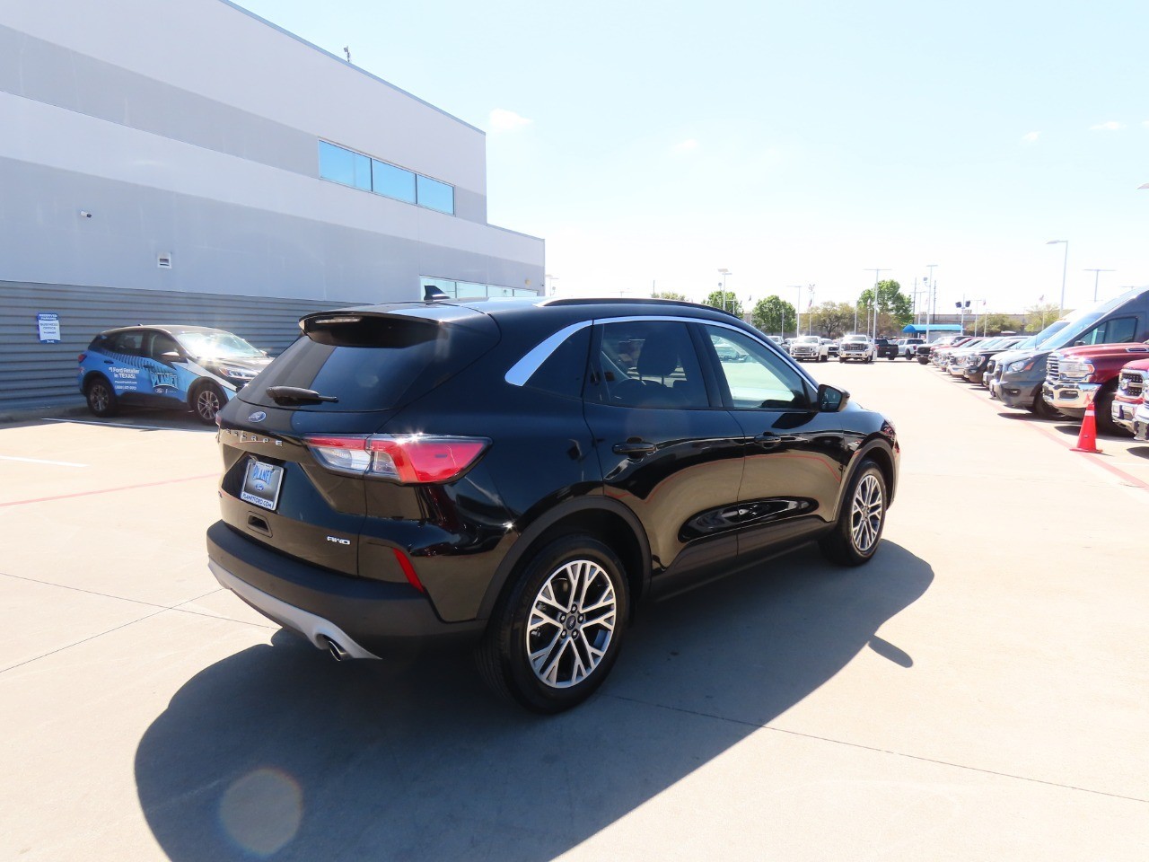 used 2022 Ford Escape car, priced at $24,999