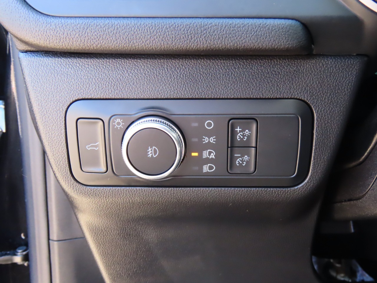 used 2022 Ford Escape car, priced at $24,999