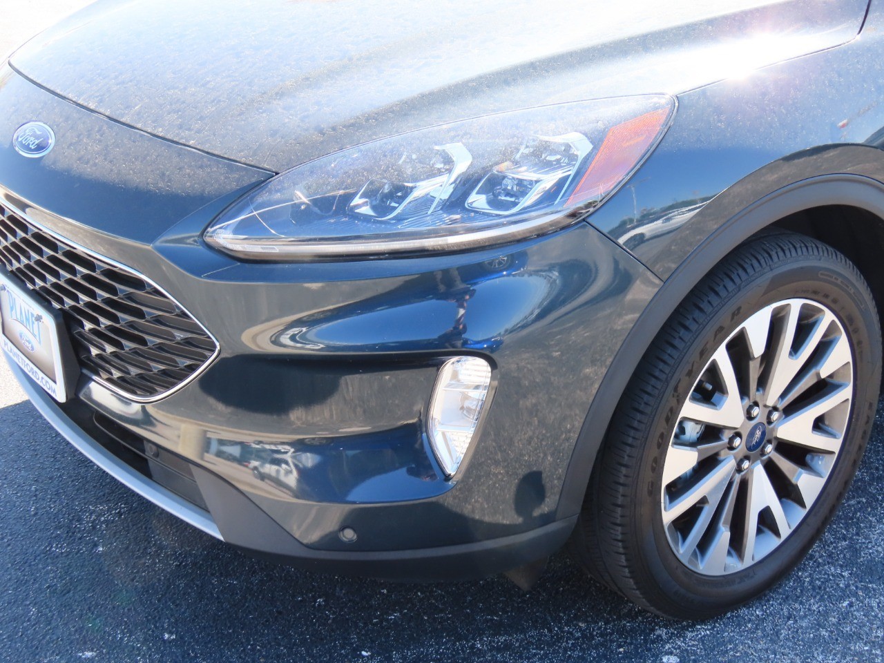 used 2022 Ford Escape car, priced at $21,999