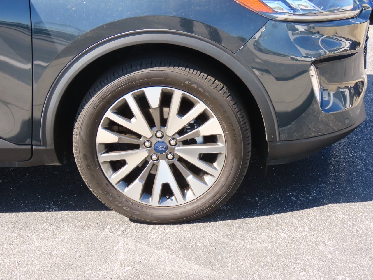 used 2022 Ford Escape car, priced at $21,999