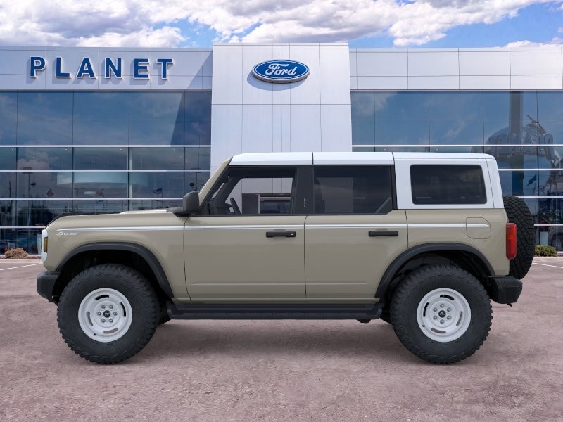 2026 Ford Bronco photo 3 of 27