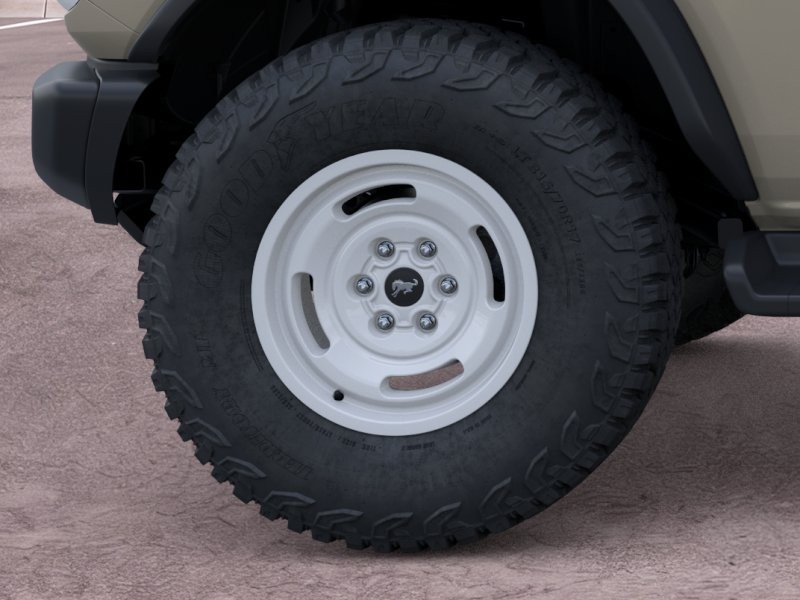 2026 Ford Bronco photo 23 of 27