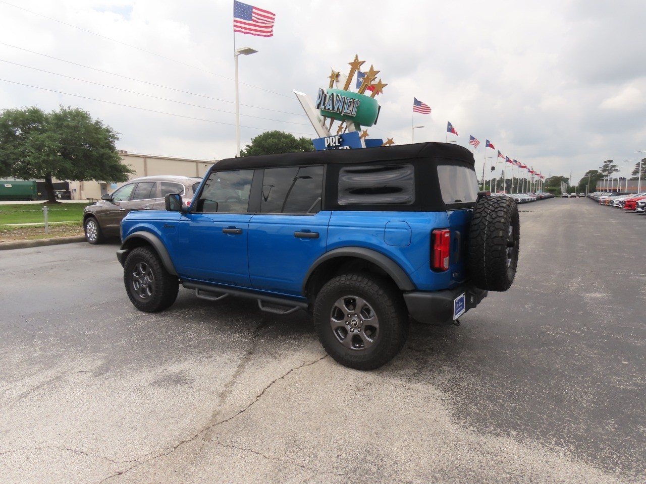 2023 Ford Bronco Big Bend Velocity Blue Metallic at Planet Ford