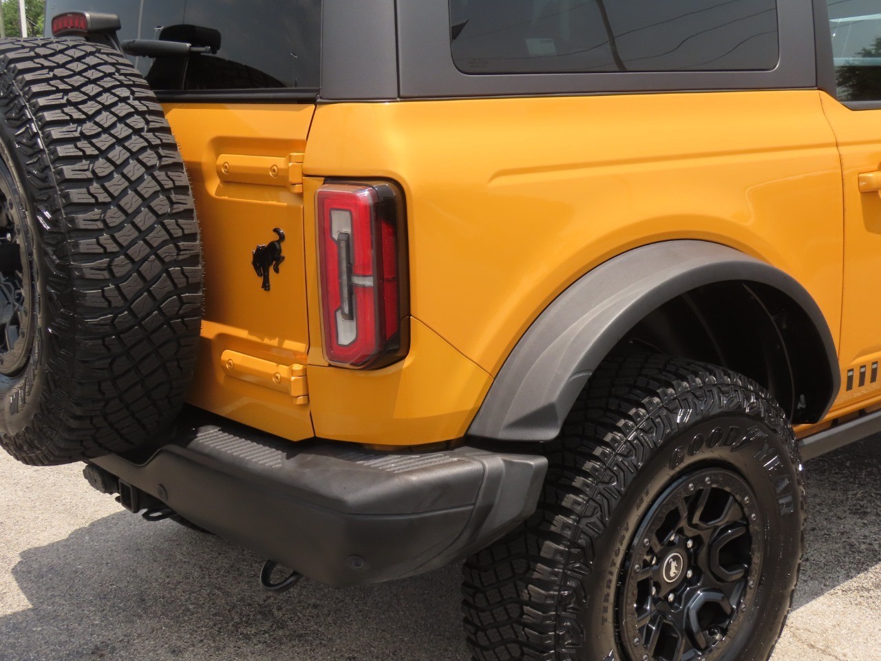 2021 Ford Bronco First Edition - 11