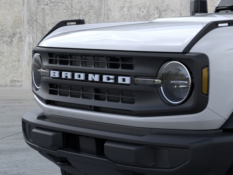 2025 Ford Bronco  Oxford White at Planet Ford