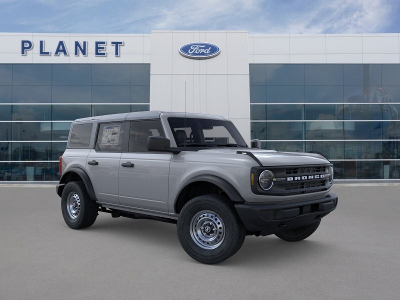 2026 Ford Bronco photo 8 of 26