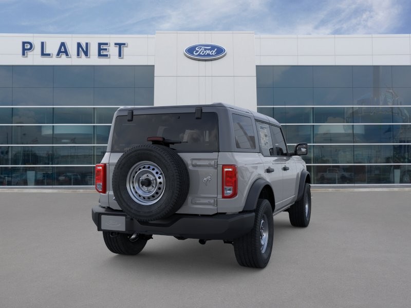 2026 Ford Bronco photo 9 of 26