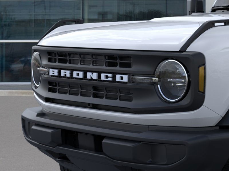 2025 Ford Bronco  Oxford White at Planet Ford