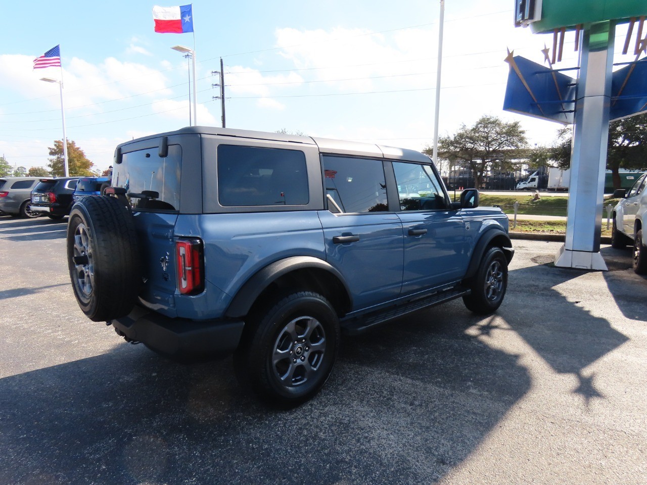 used 2024 Ford Bronco car, priced at $39,999