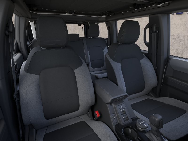 2026 Ford Bronco photo 12 of 27