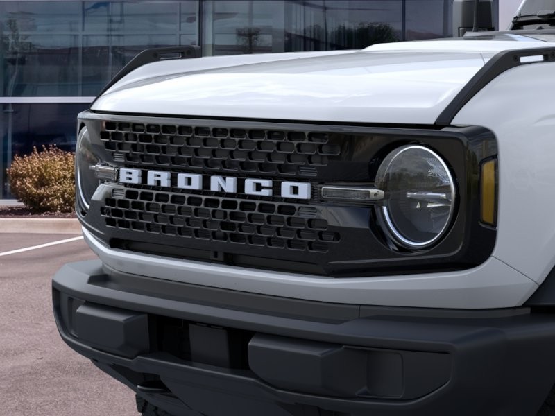 2026 Ford Bronco Big Bend Oxford White at Planet Ford
