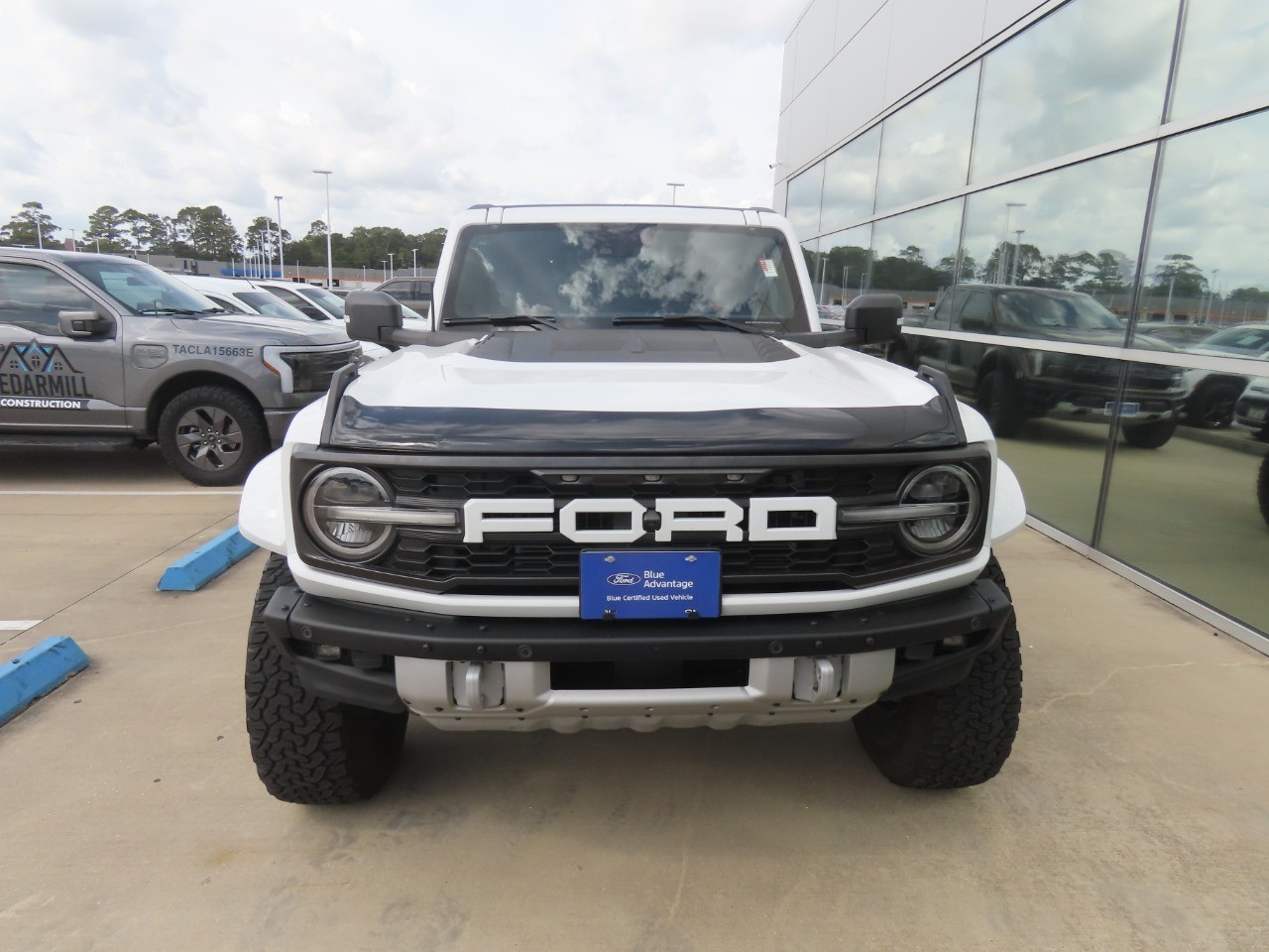 2024 Ford Bronco photo 4 of 30