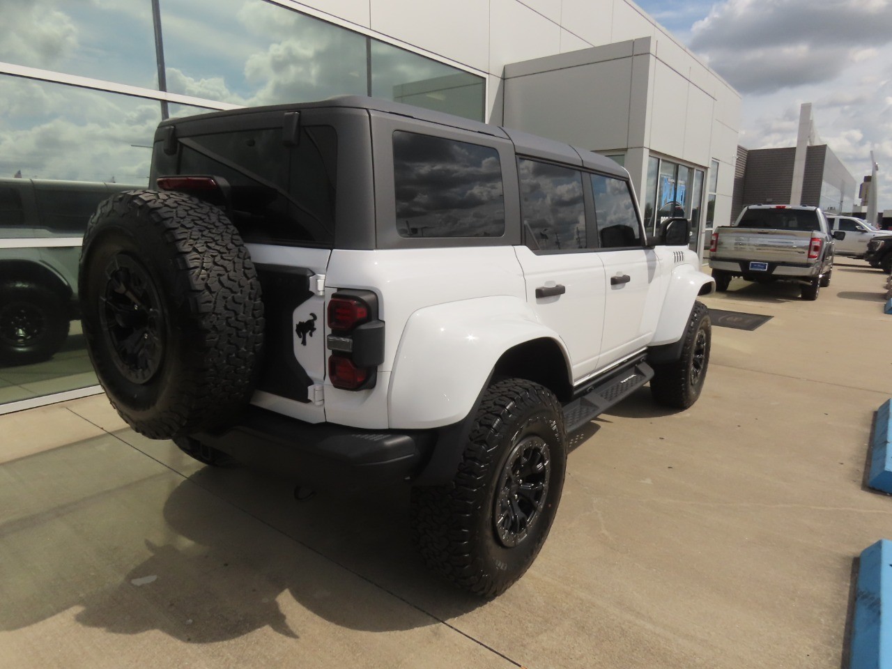 2024 Ford Bronco photo 9 of 30