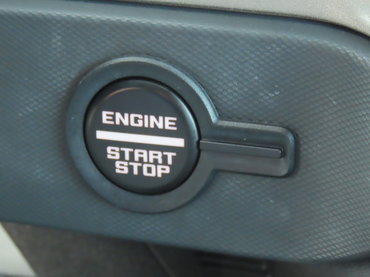 2024 Ford Bronco photo 27 of 30