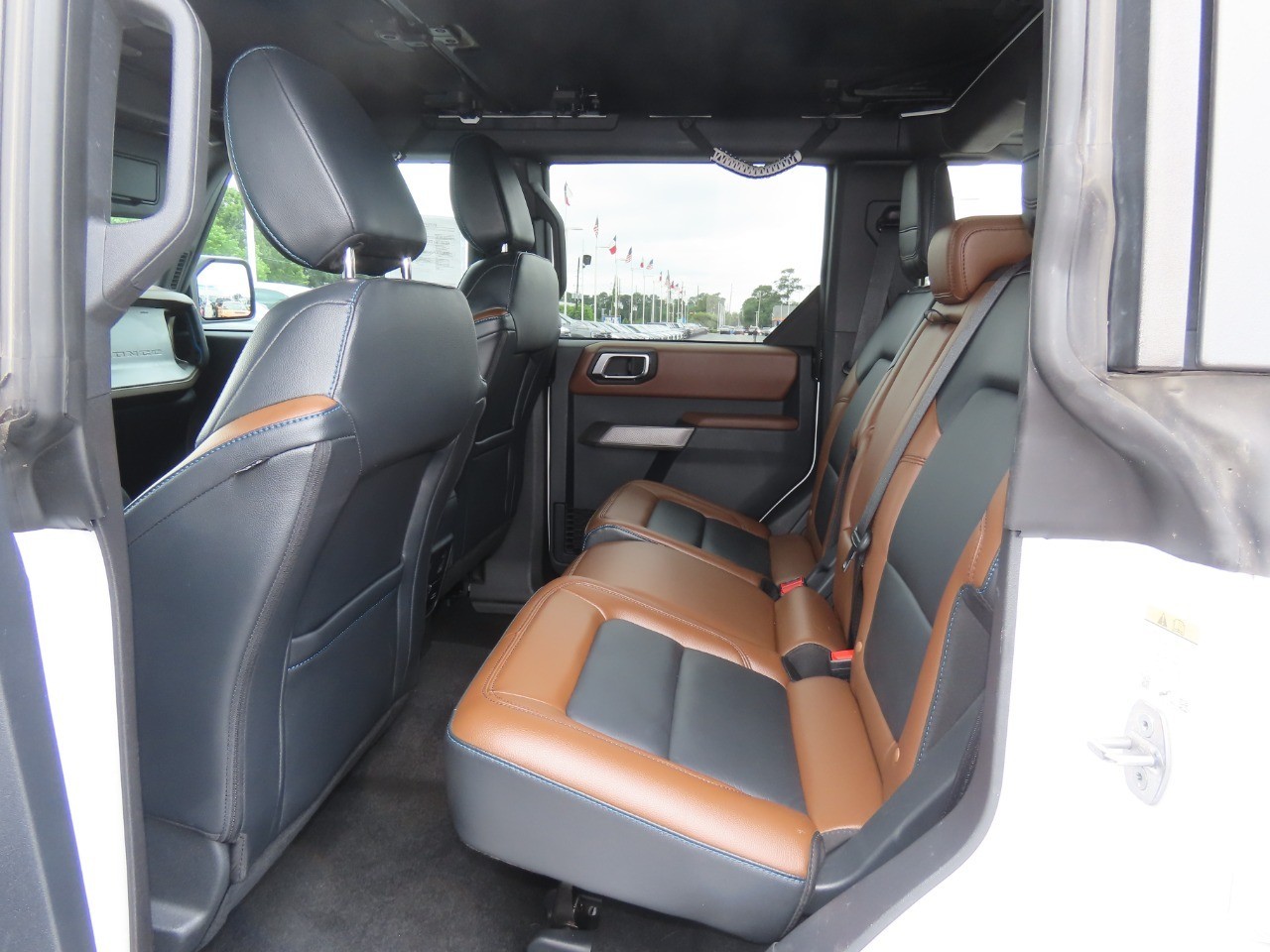 2023 Ford Bronco Big Bend Oxford White at Planet Ford