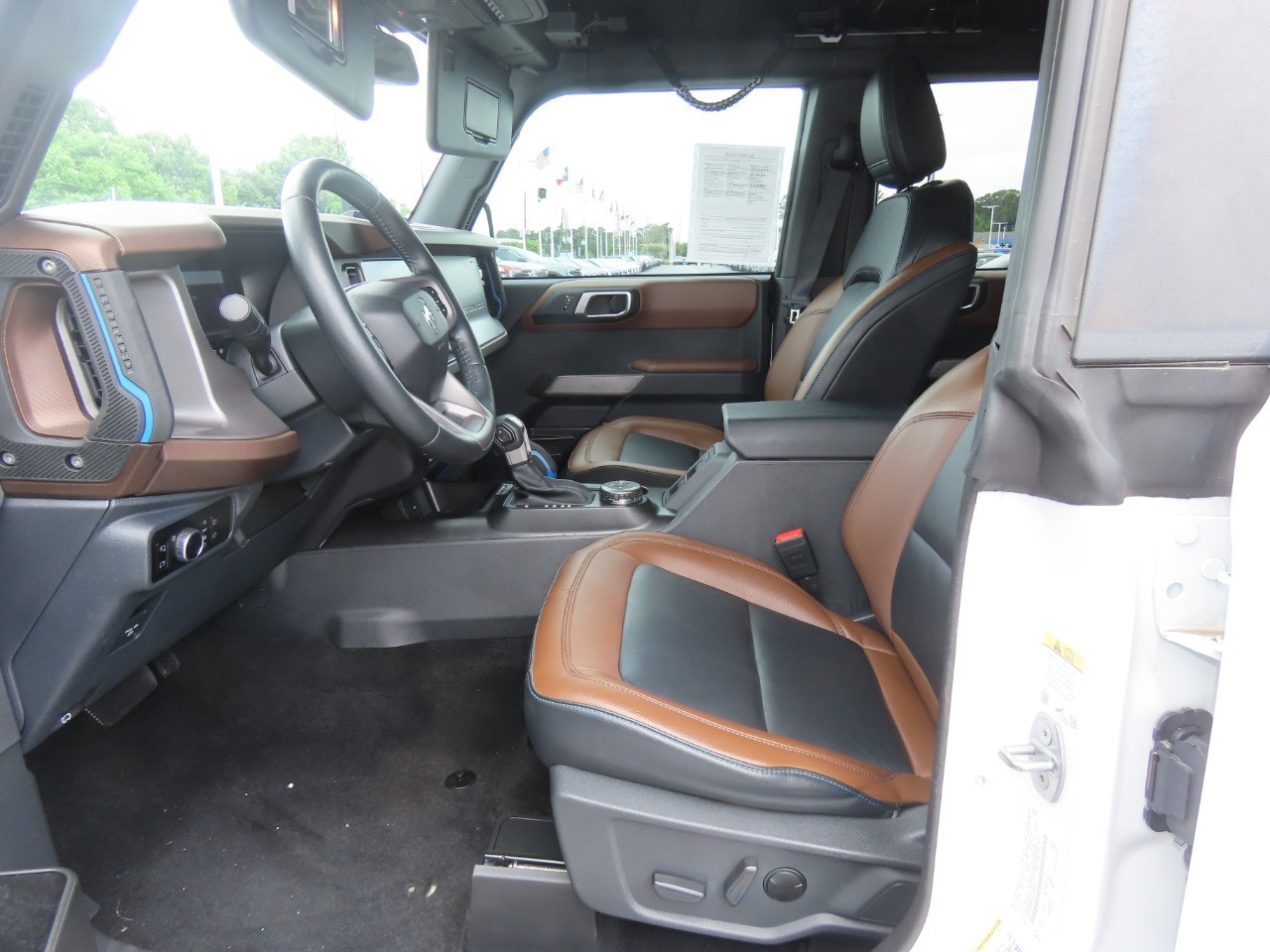 2023 Ford Bronco Big Bend Oxford White at Planet Ford