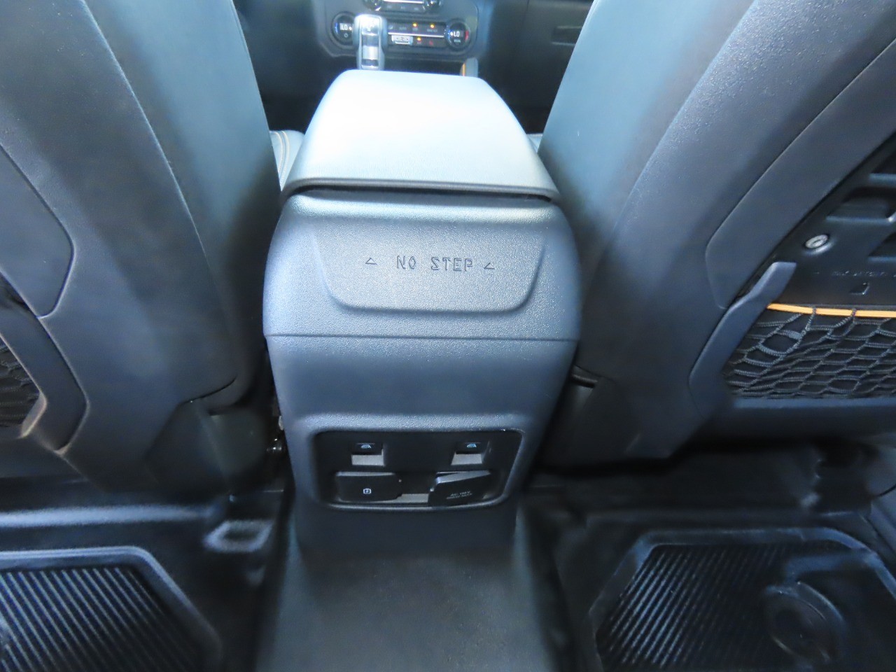 2023 Ford Bronco Badlands Oxford White at Planet Ford