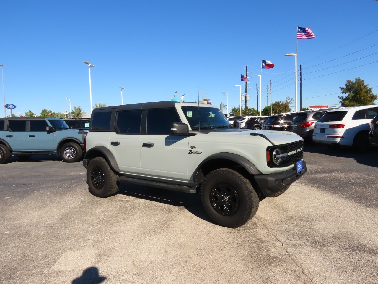 2022 Ford Bronco Wildtrak - 5