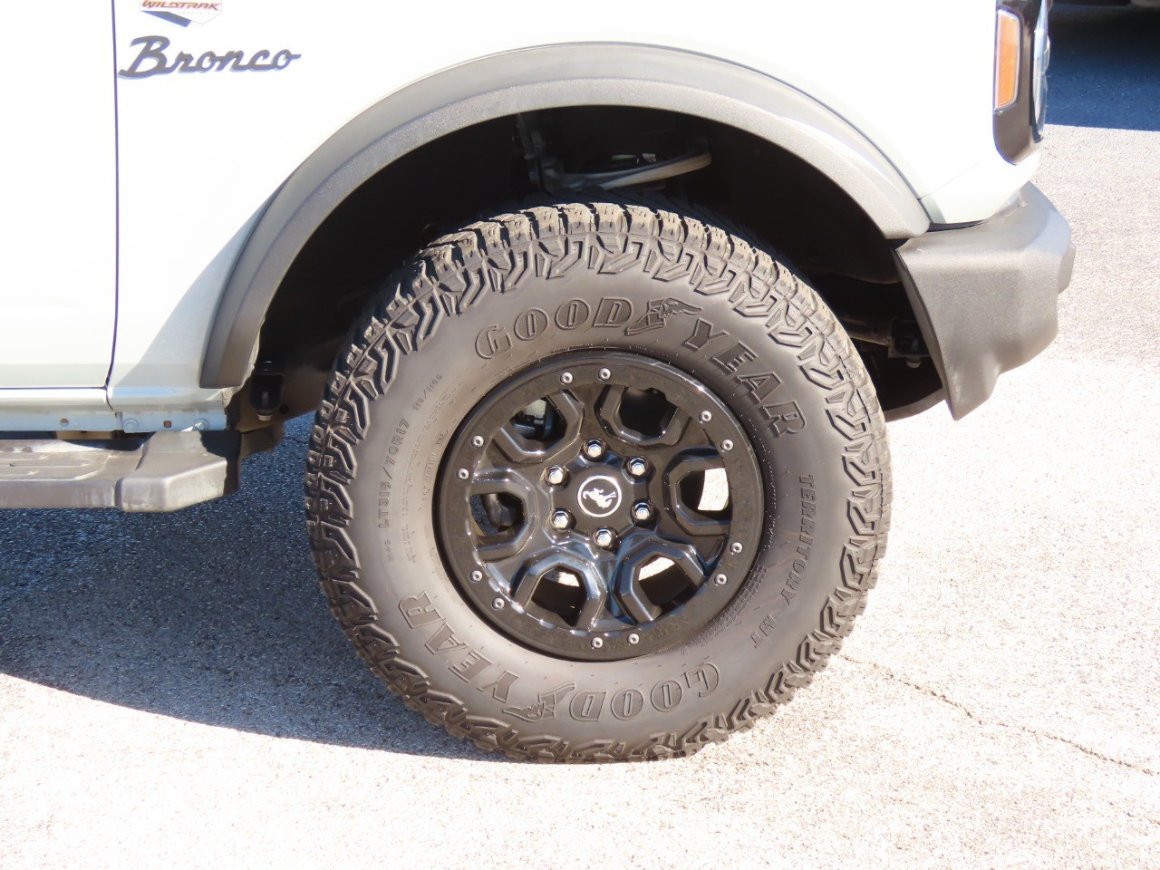 2022 Ford Bronco Wildtrak - 6