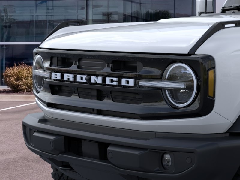 2026 Ford Bronco Outer Banks Oxford White at Planet Ford