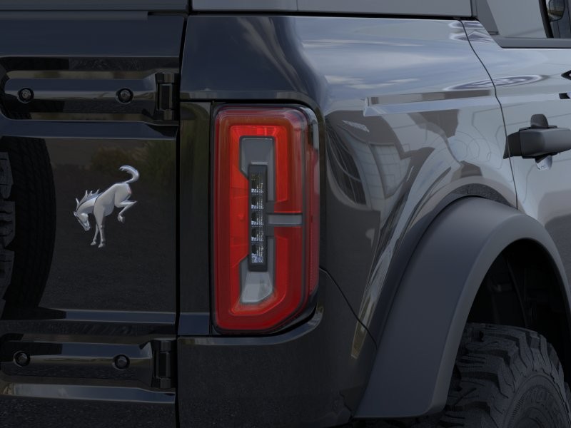 2026 Ford Bronco Badlands Shadow Black at Planet Ford
