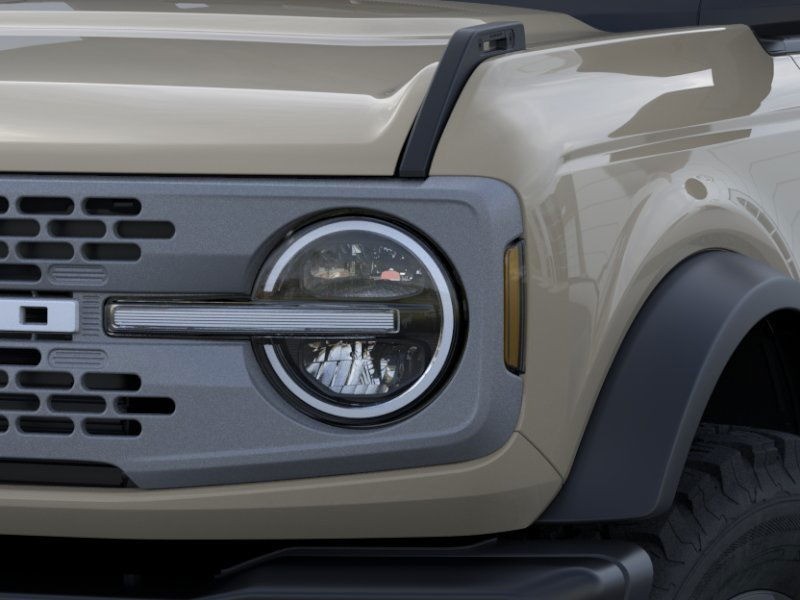 2026 Ford Bronco photo 15 of 17