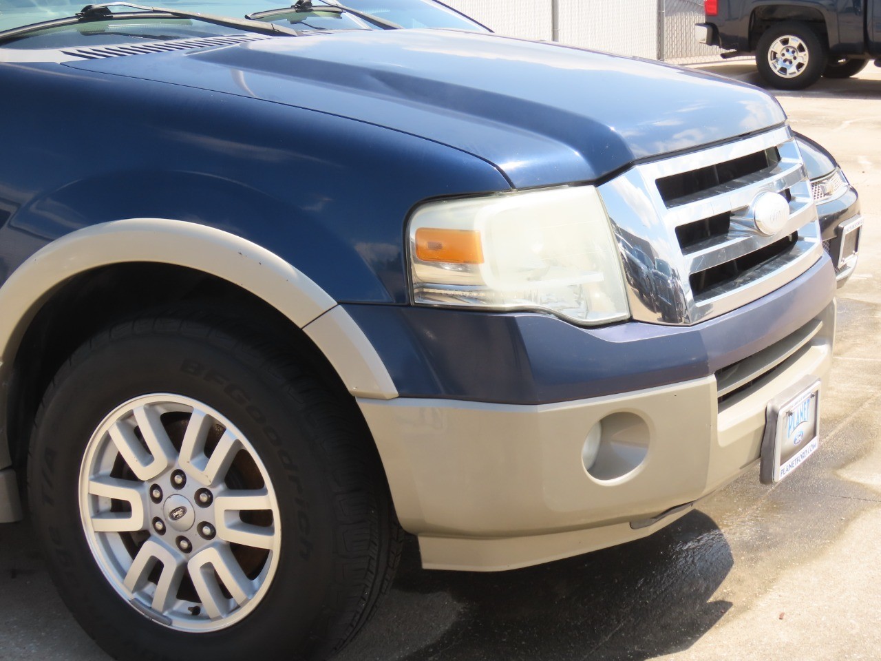 used 2008 Ford Expedition car, priced at $6,999