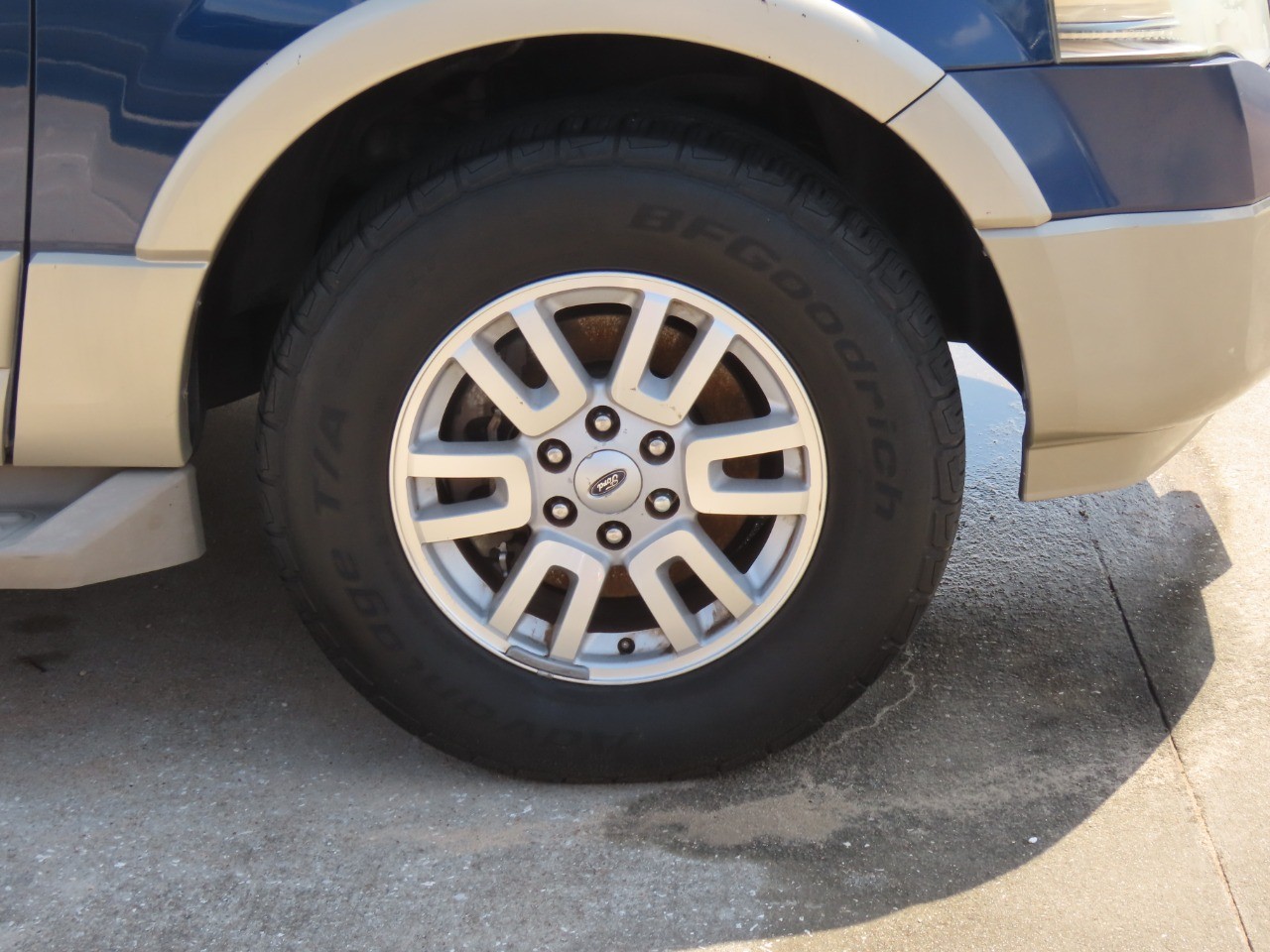 used 2008 Ford Expedition car, priced at $6,999