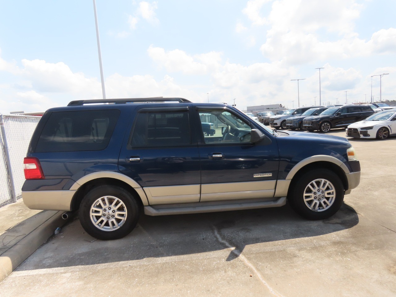 used 2008 Ford Expedition car, priced at $6,999