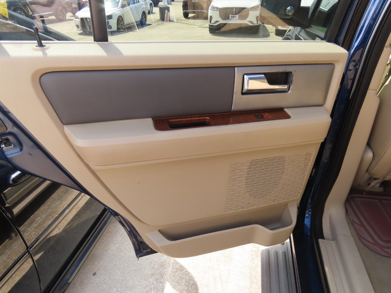 used 2008 Ford Expedition car, priced at $6,999