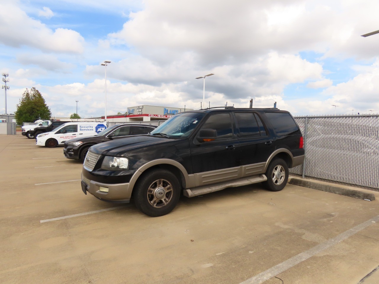 2004 Ford Expedition Eddie Bauer - 1