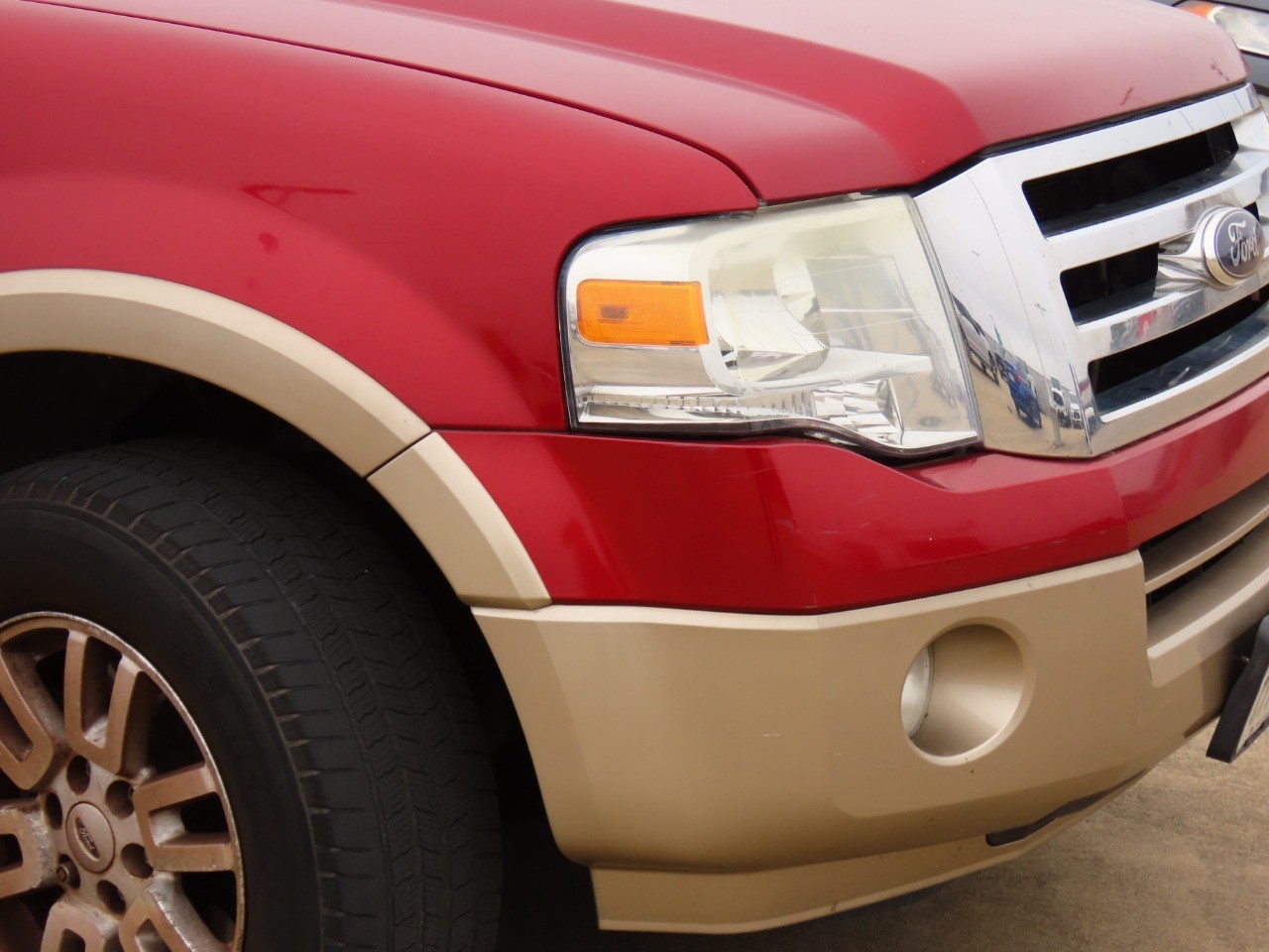 used 2014 Ford Expedition EL car, priced at $10,999