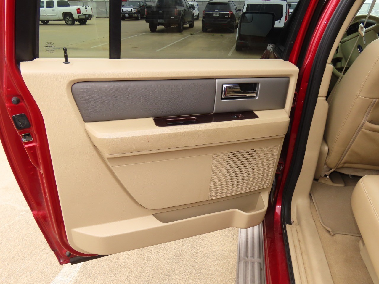 used 2014 Ford Expedition EL car, priced at $10,999