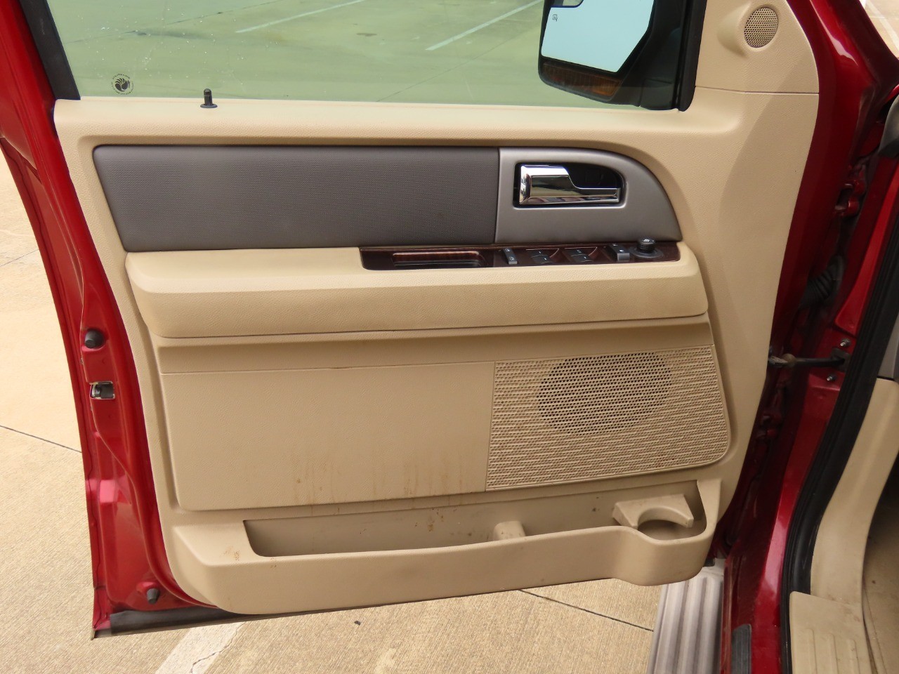 used 2014 Ford Expedition EL car, priced at $10,999