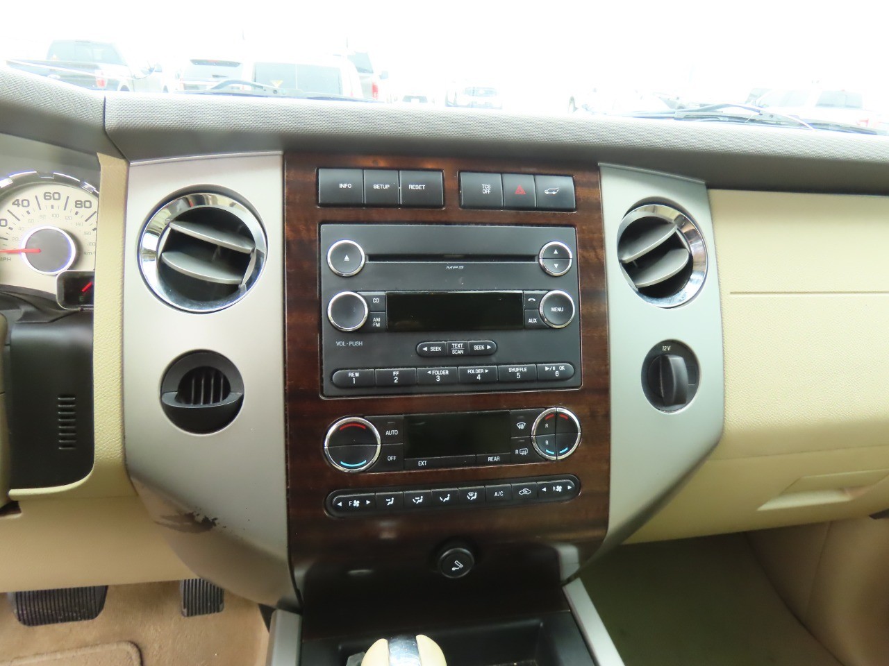 used 2014 Ford Expedition EL car, priced at $10,999