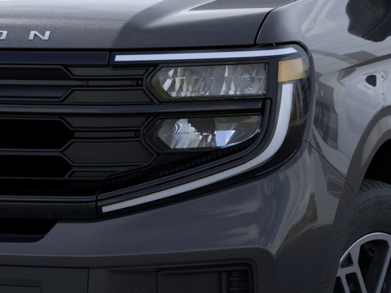 2025 Ford Expedition Max Active 4x2 photo