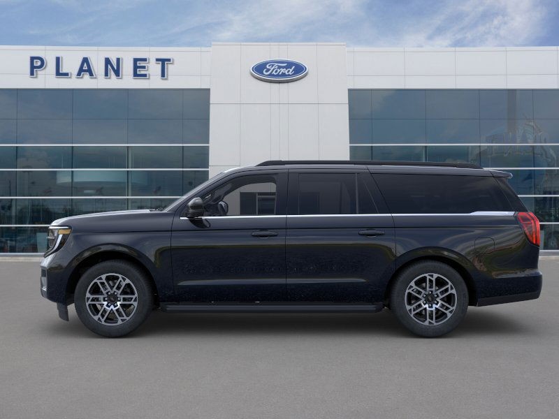 2025 Ford Expedition Max Active 4x2 photo