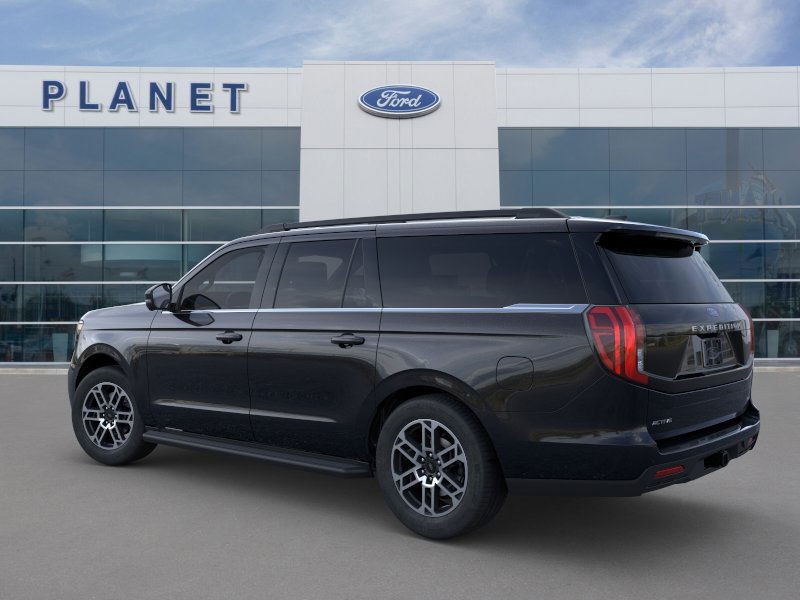 2025 Ford Expedition Max Active 4x2 photo