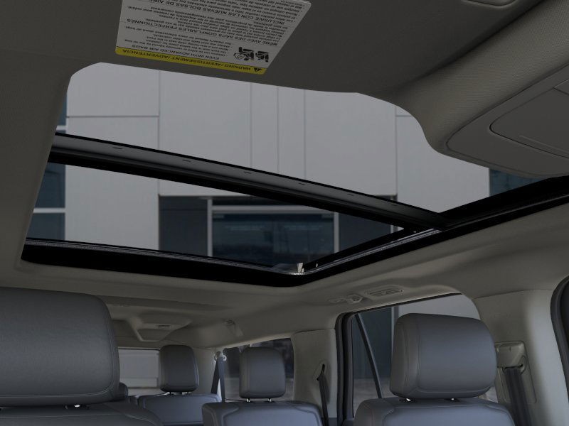 2025 Ford Expedition Max Active 4x2 photo