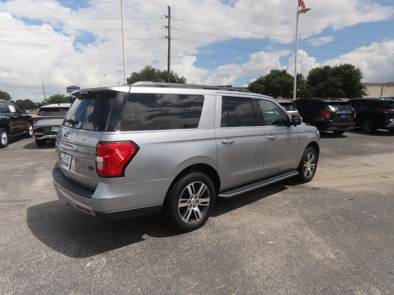2022 Ford Expedition Max XLT - 10