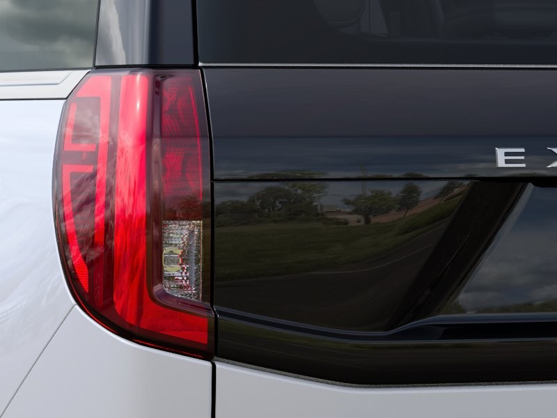 2027 Ford Expedition Active Star White Metallic Tri-Coat at Planet Ford