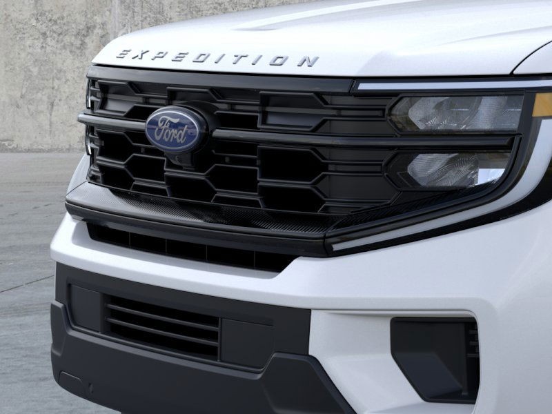 2025 Ford Expedition Active Star White Metallic Tri-Coat at Planet Ford